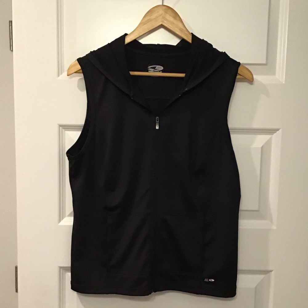 Champion sleeveless hooded workout jacket